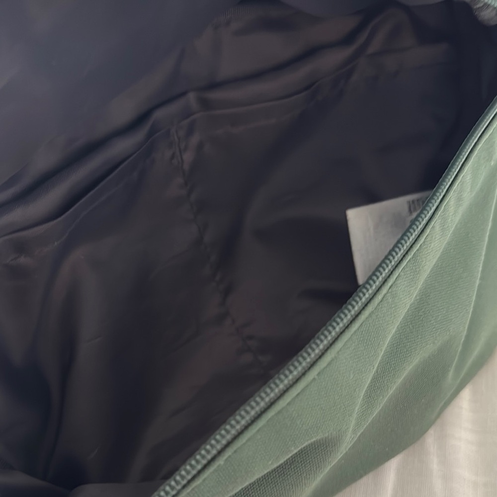 Robic Green Waist Bag - Picture 4 of 11